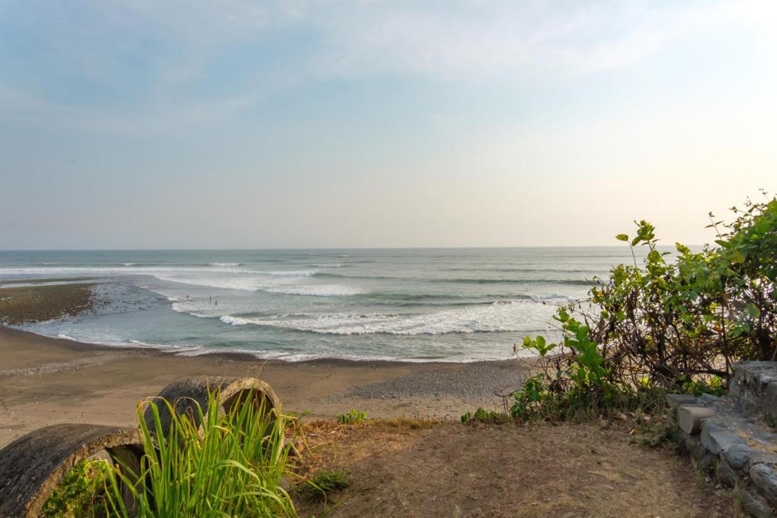 Twospaces Living At Balian Green Lagoon Extérieur photo